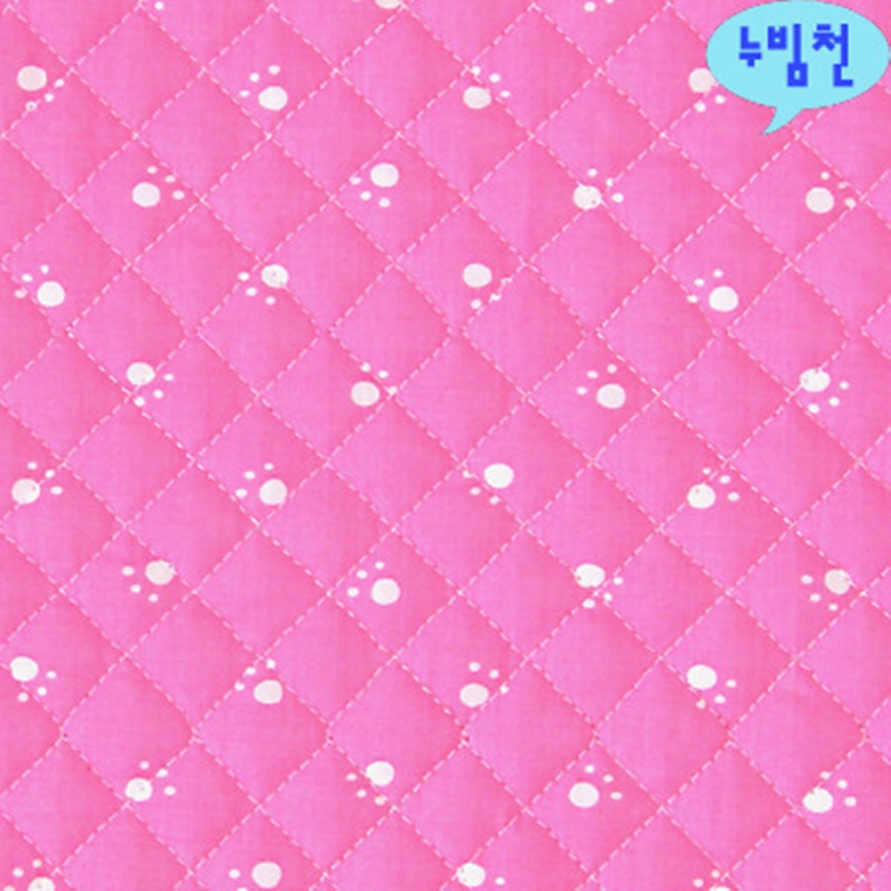 원단마트 면혼방원단 누빔천 핑크바탕흰발바닥 2006